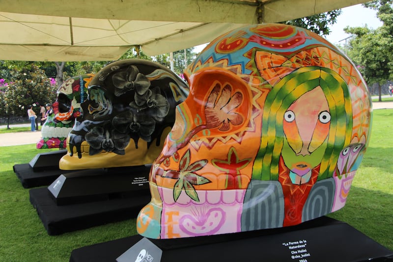 Mexicráneos monumentales llegan a Parque Bicentenario